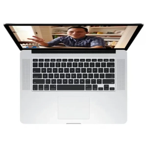 Apple MacBook Pro 15-inch i7 2.5 GHz Silver Retina 2015 DG