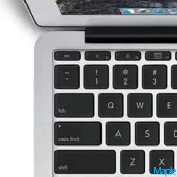 Apple MacBook Air 13-inch i7 2.0 GHz Silver Non-Retina 2012 9